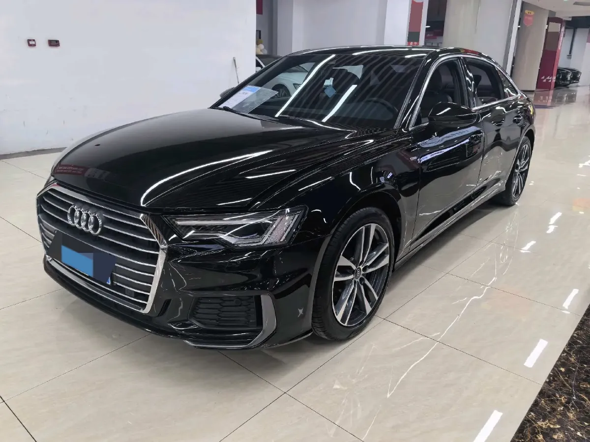 2021 Audi A6L 2.0T 190HP L4 7DCT,autocango,china used car exporter,china ev exporter,chinese used car exporter,chinese used ev exporter