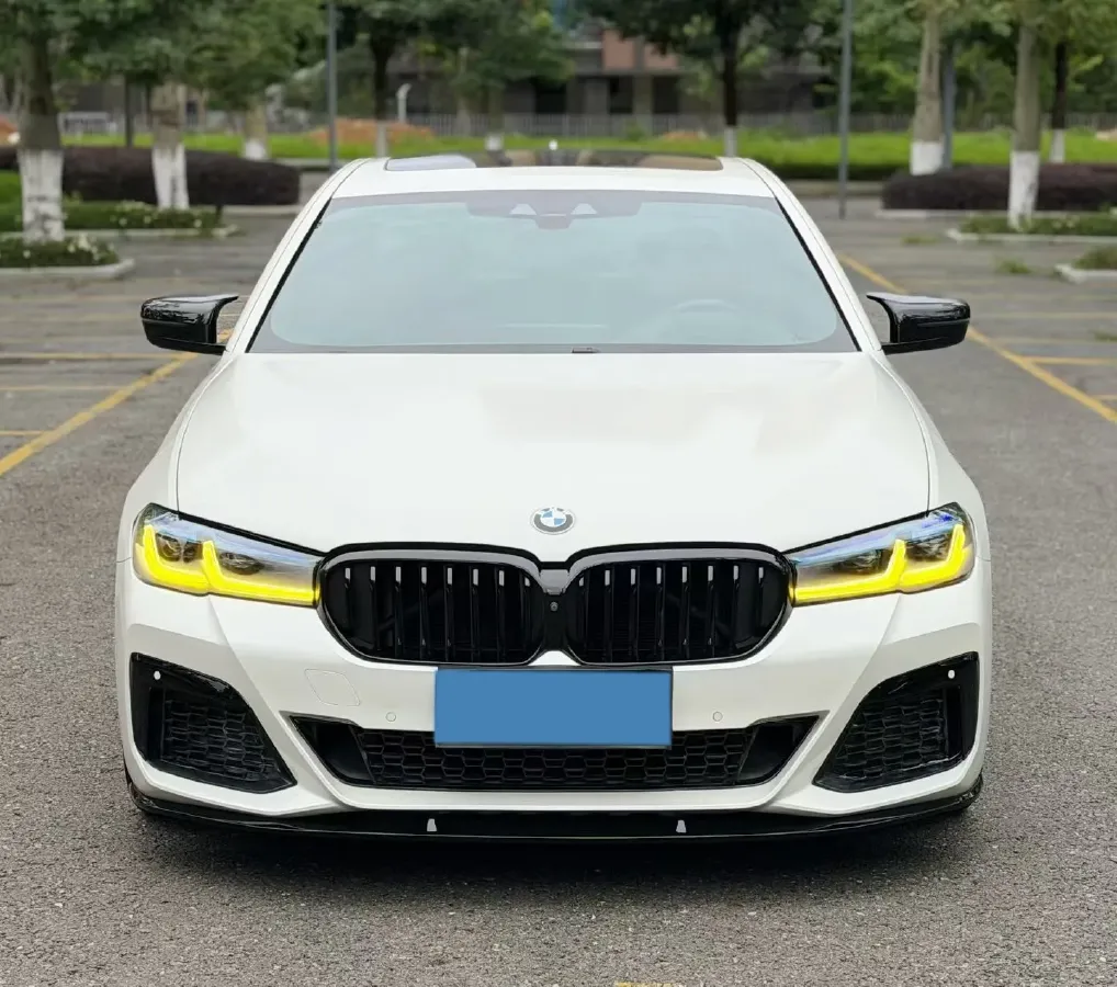2020 BMW 5 Series 3.0T 340HP L6 8AT,autocango,china used car exporter,china ev exporter,chinese used car exporter,chinese used ev exporter