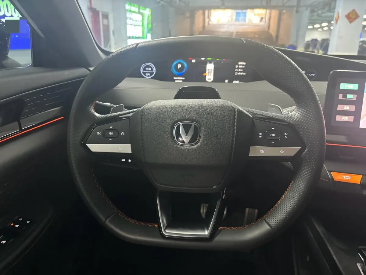 2024 ChangAn UNI-V 1.5T 188HP L4 7DCT,autocango,china used car exporter,china ev exporter,chinese used car exporter,chinese used ev exporter