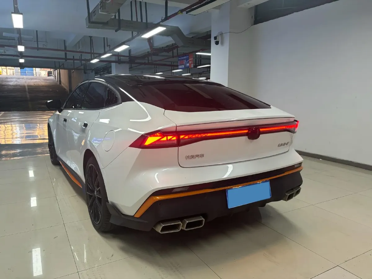 2024 ChangAn UNI-V 1.5T 188HP L4 7DCT,autocango,china used car exporter,china ev exporter,chinese used car exporter,chinese used ev exporter