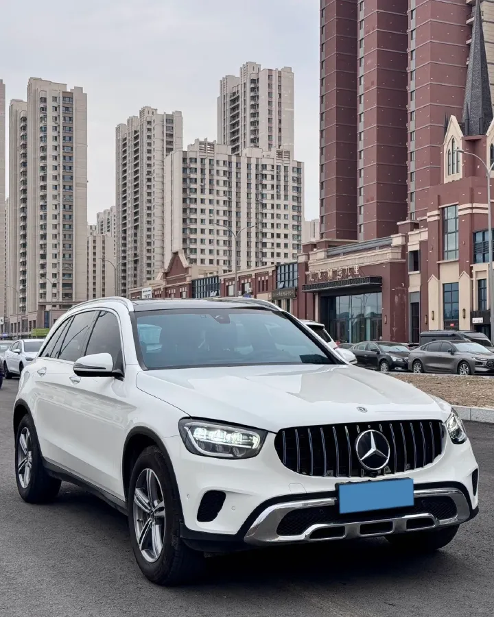 2021 Mercedes-Benz GLC Class 2.0T 197HP L4 9AT,autocango,china used car exporter,china ev exporter,chinese used car exporter,chinese used ev exporter