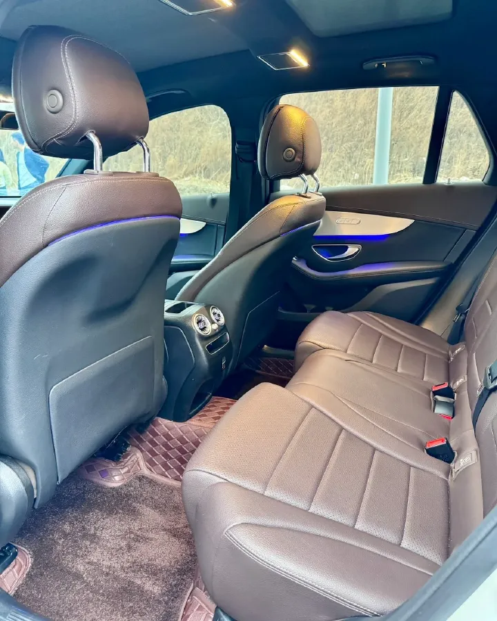 2021 Mercedes-Benz GLC Class 2.0T 197HP L4 9AT,autocango,china used car exporter,china ev exporter,chinese used car exporter,chinese used ev exporter