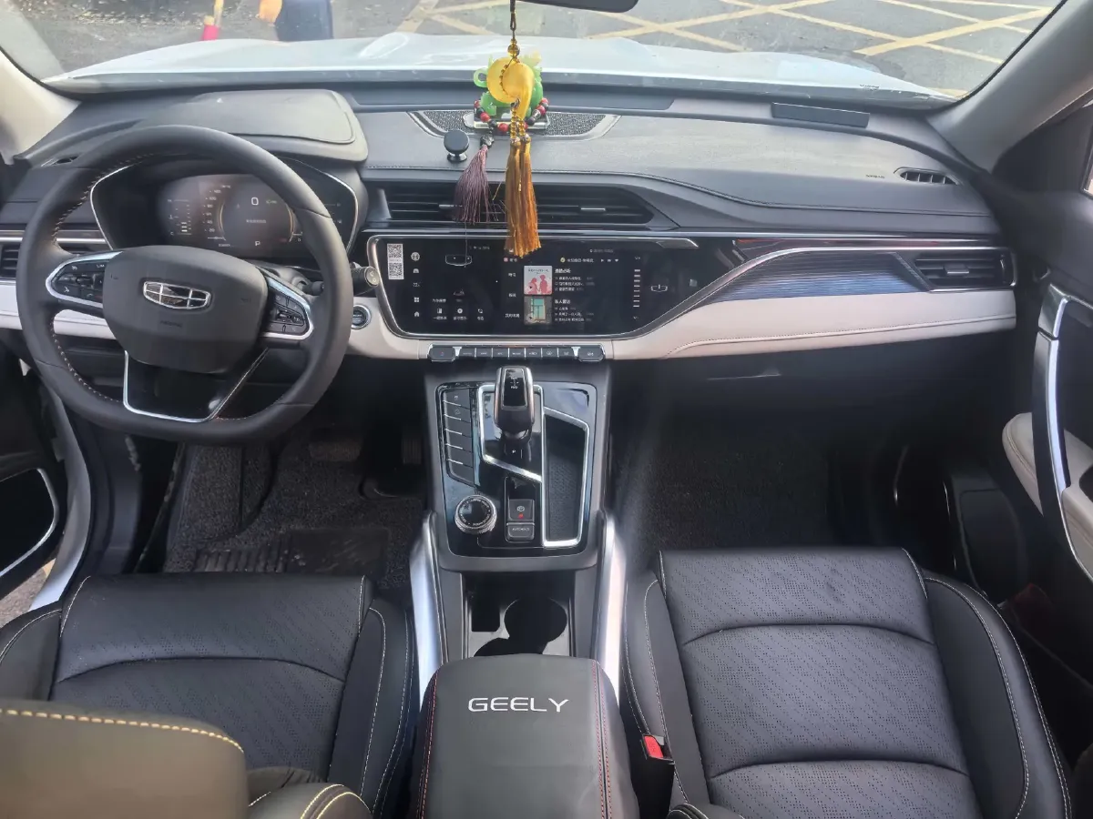 2022 Geely Azkarra 1.8T 184HP L4 7DCT,autocango,china used car exporter,china ev exporter,chinese used car exporter,chinese used ev exporter