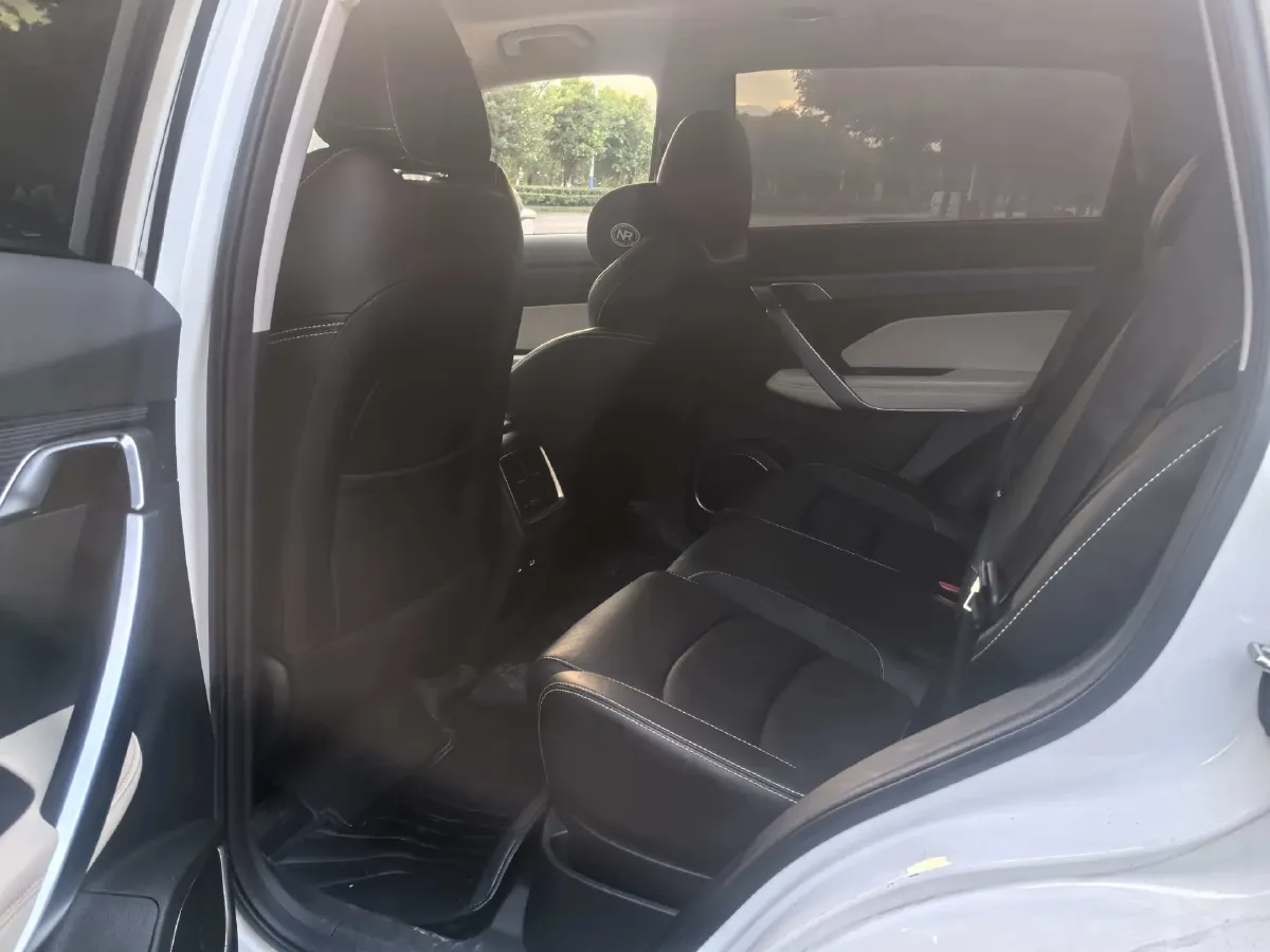 2022 Geely Azkarra 1.8T 184HP L4 7DCT,autocango,china used car exporter,china ev exporter,chinese used car exporter,chinese used ev exporter
