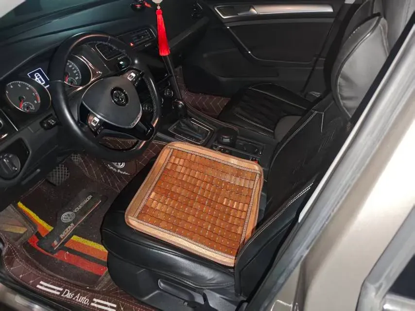 2020 Volkswagen Golf 1.2T 116HP L4 7DCT,autocango,china used car exporter,china ev exporter,chinese used car exporter,chinese used ev exporter