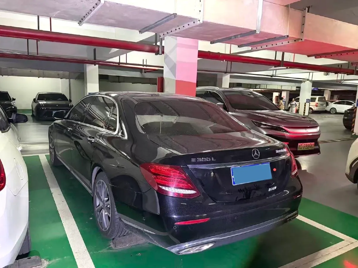 2020 Mercedes-Benz E Class 1.5T 184HP L4 9AT,autocango,china used car exporter,china ev exporter,chinese used car exporter,chinese used ev exporter