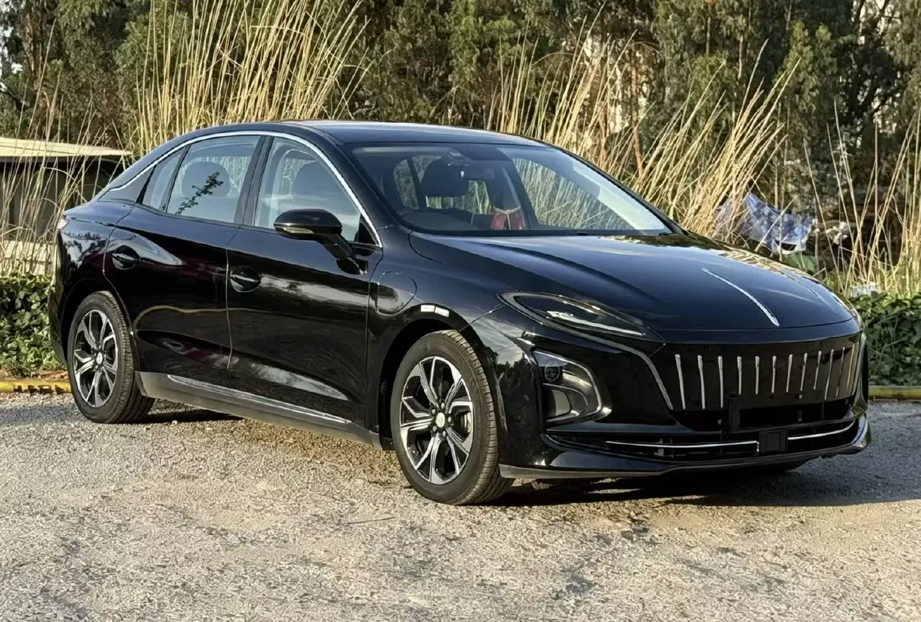 2021 HongQi E-QM5 BEV 54KWH,autocango,china used car exporter,china ev exporter,chinese used car exporter,chinese used ev exporter