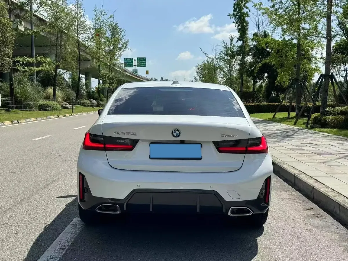 2024 BMW 3 Series 2.0T 184HP L4 8AT,autocango,china used car exporter,china ev exporter,chinese used car exporter,chinese used ev exporter