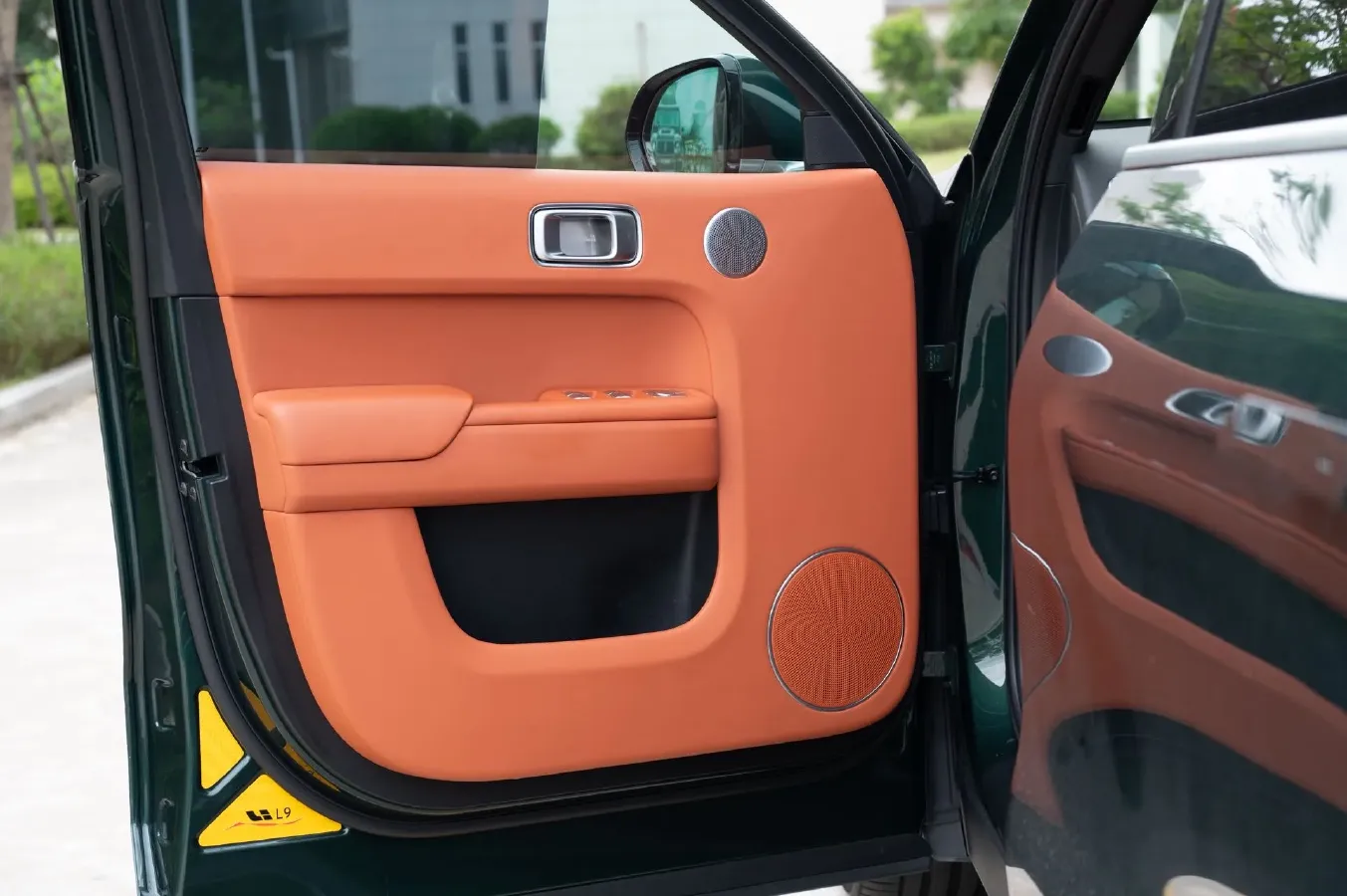 2022 Li L9 Range Extended 154HP REEV 42.6KWH,autocango,china used car exporter,china ev exporter,chinese used car exporter,chinese used ev exporter