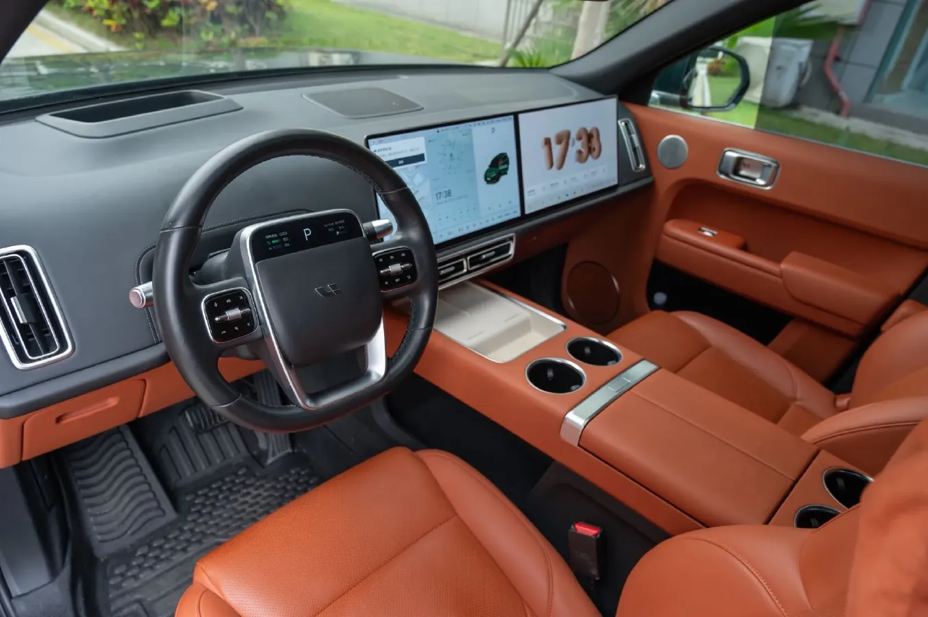 2022 Li L9 Range Extended 154HP REEV 42.6KWH,autocango,china used car exporter,china ev exporter,chinese used car exporter,chinese used ev exporter