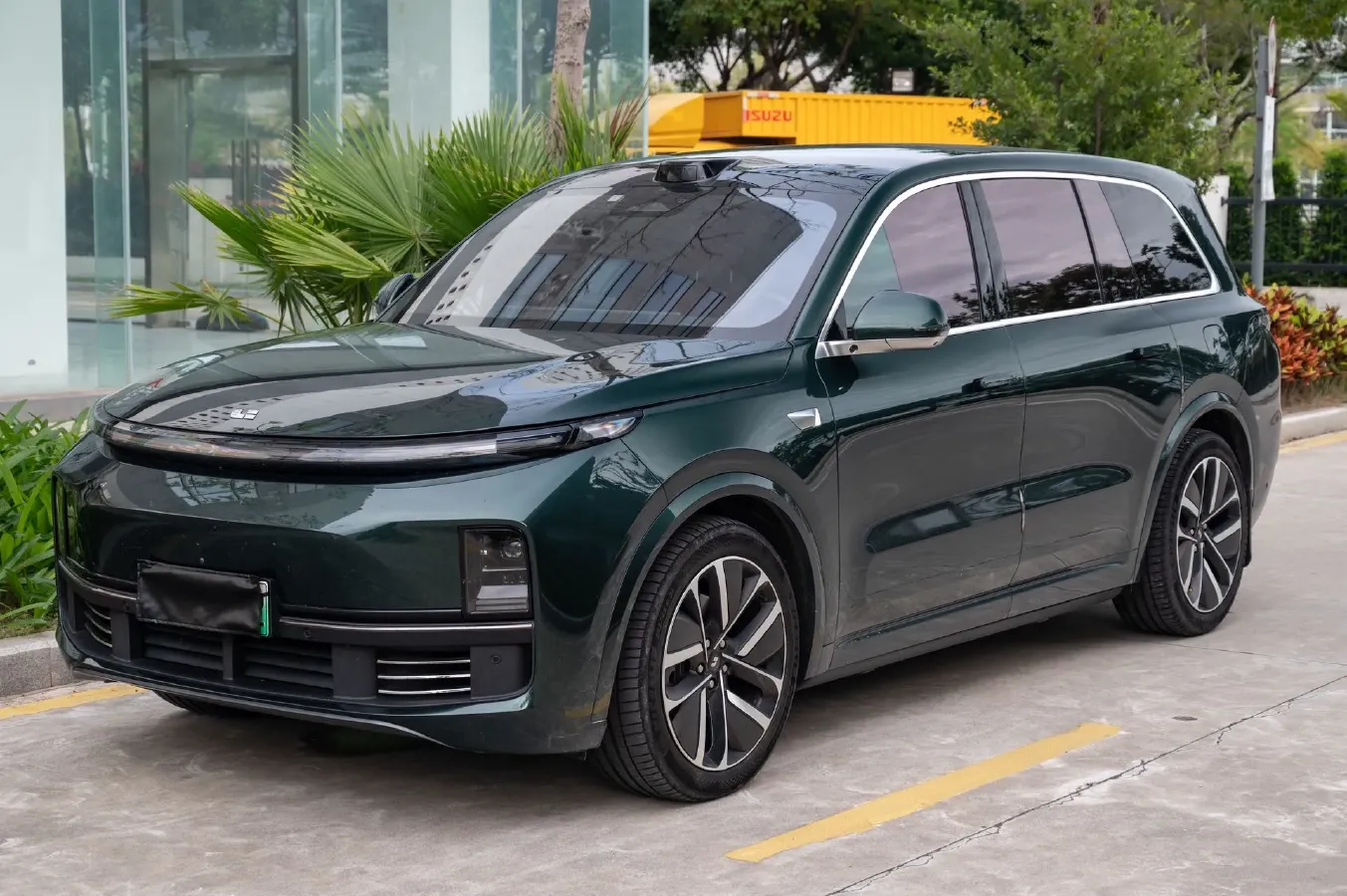2022 Li L9 Range Extended 154HP REEV 42.6KWH,autocango,china used car exporter,china ev exporter,chinese used car exporter,chinese used ev exporter