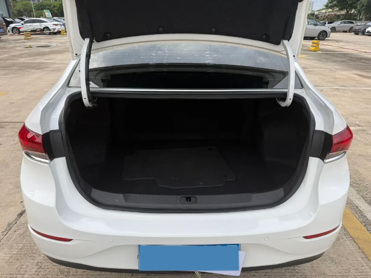 2021 Buick Excelle 1.5L 113HP L4 6AT,autocango,china used car exporter,china ev exporter,chinese used car exporter,chinese used ev exporter