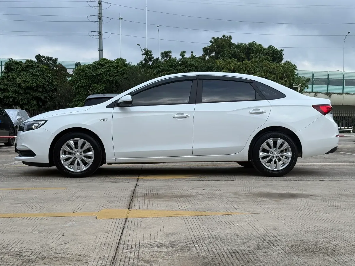 2021 Buick Excelle 1.5L 113HP L4 6AT,autocango,china used car exporter,china ev exporter,chinese used car exporter,chinese used ev exporter