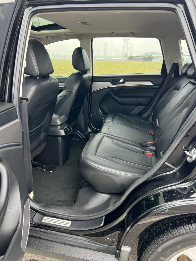 2018 Haval H6 1.5T 150HP L4 6MT,autocango,china used car exporter,china ev exporter,chinese used car exporter,chinese used ev exporter