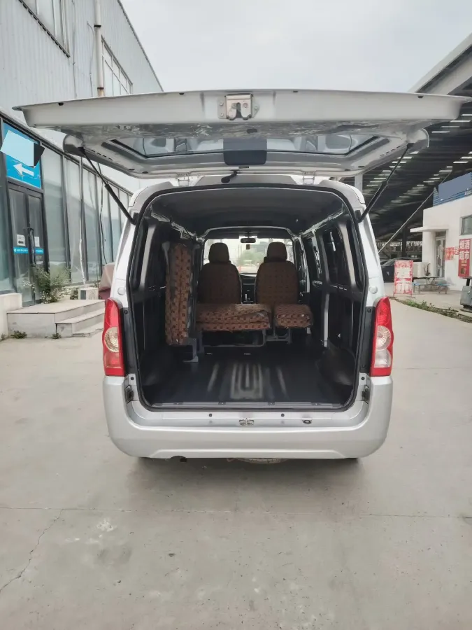 2019 WuLing RongGuang 1.5L 107HP L4 5MT,autocango,china used car exporter,china ev exporter,chinese used car exporter,chinese used ev exporter