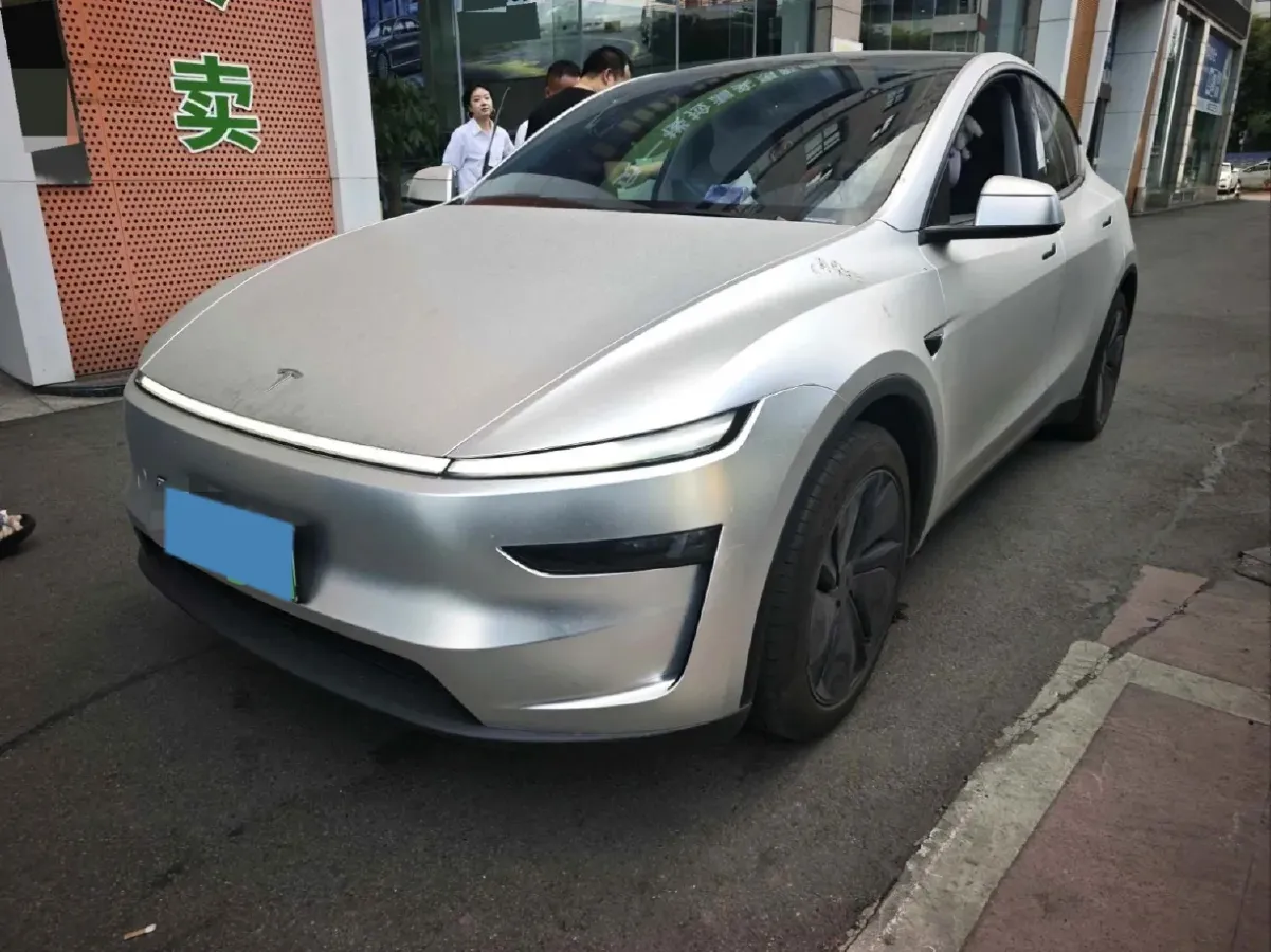 2024 Iveco OuSheng BEV 77.28KWH,autocango,china used car exporter,china ev exporter,chinese used car exporter,chinese used ev exporter