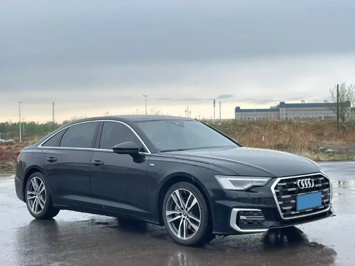 2020 Audi A6L 2.0T 190HP L4 7DCT,autocango,china used car exporter,china ev exporter,chinese used car exporter,chinese used ev exporter