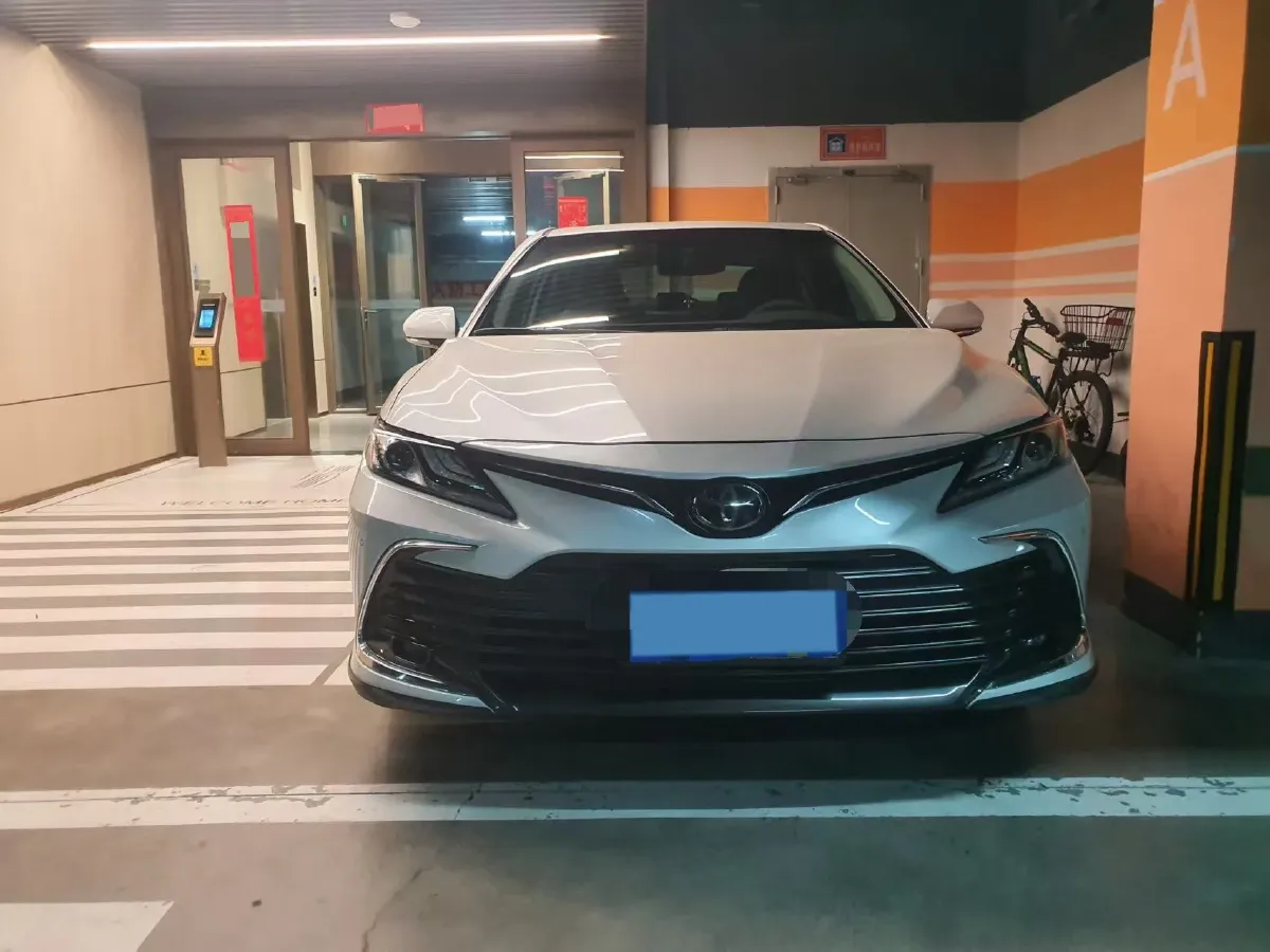 2021 Toyota Camry 2.0L 178HP L4 CVT,autocango,china used car exporter,china ev exporter,chinese used car exporter,chinese used ev exporter