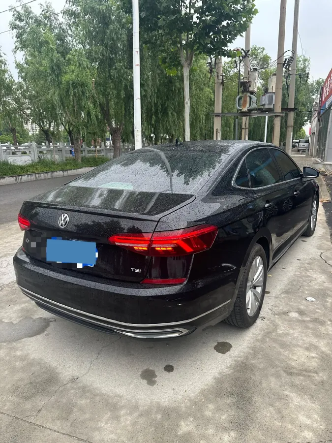 2020 Volkswagen Passat 2.0T 186HP L4 7DCT,autocango,china used car exporter,china ev exporter,chinese used car exporter,chinese used ev exporter