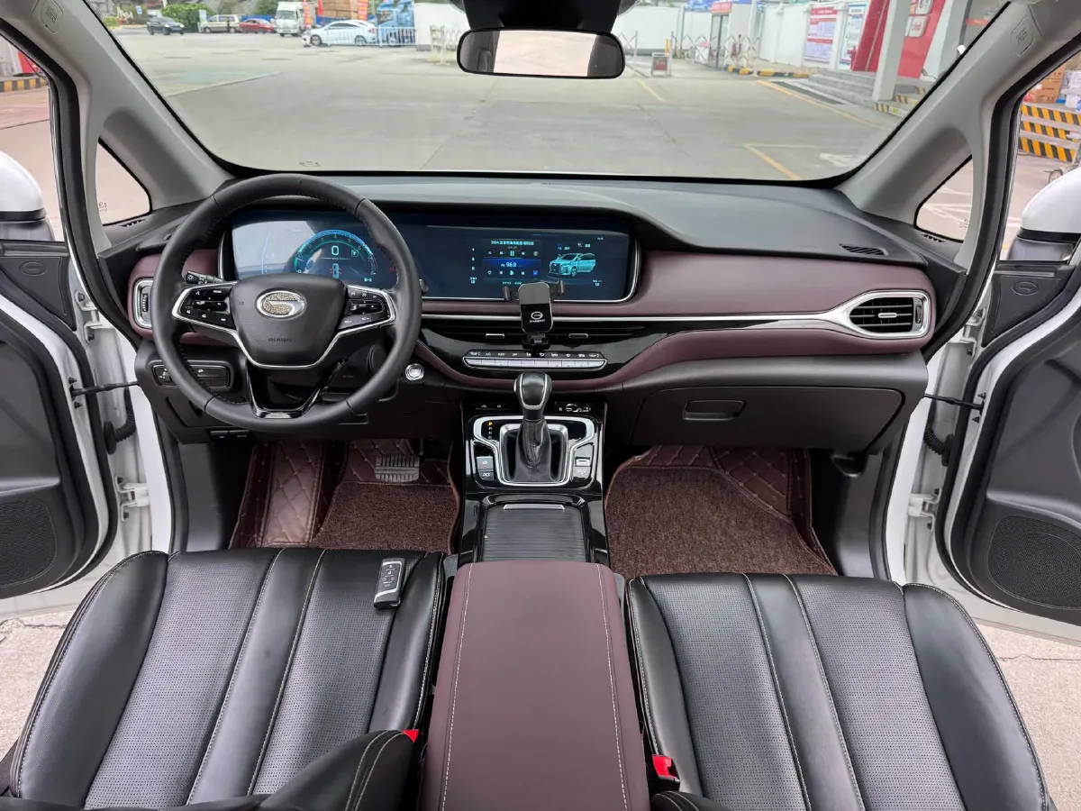2023 GAC Trumpchi M6 1.5T 177HP L4 7DCT,autocango,china used car exporter,china ev exporter,chinese used car exporter,chinese used ev exporter