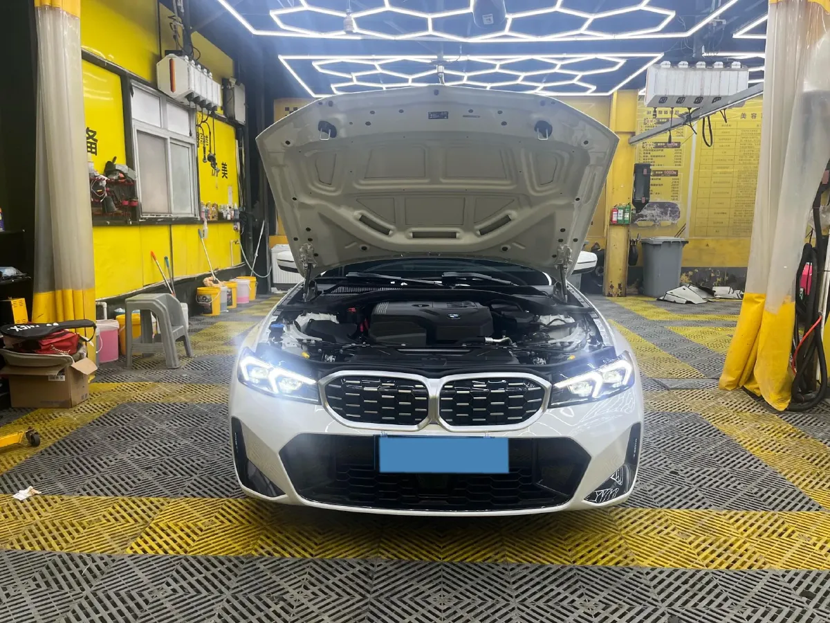 2025 BMW 3 Series 2.0T 184HP L4 8AT,autocango,china used car exporter,china ev exporter,chinese used car exporter,chinese used ev exporter