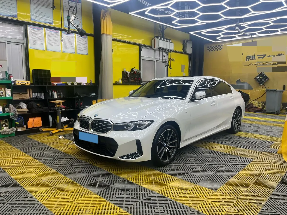 2025 BMW 3 Series 2.0T 184HP L4 8AT,autocango,china used car exporter,china ev exporter,chinese used car exporter,chinese used ev exporter