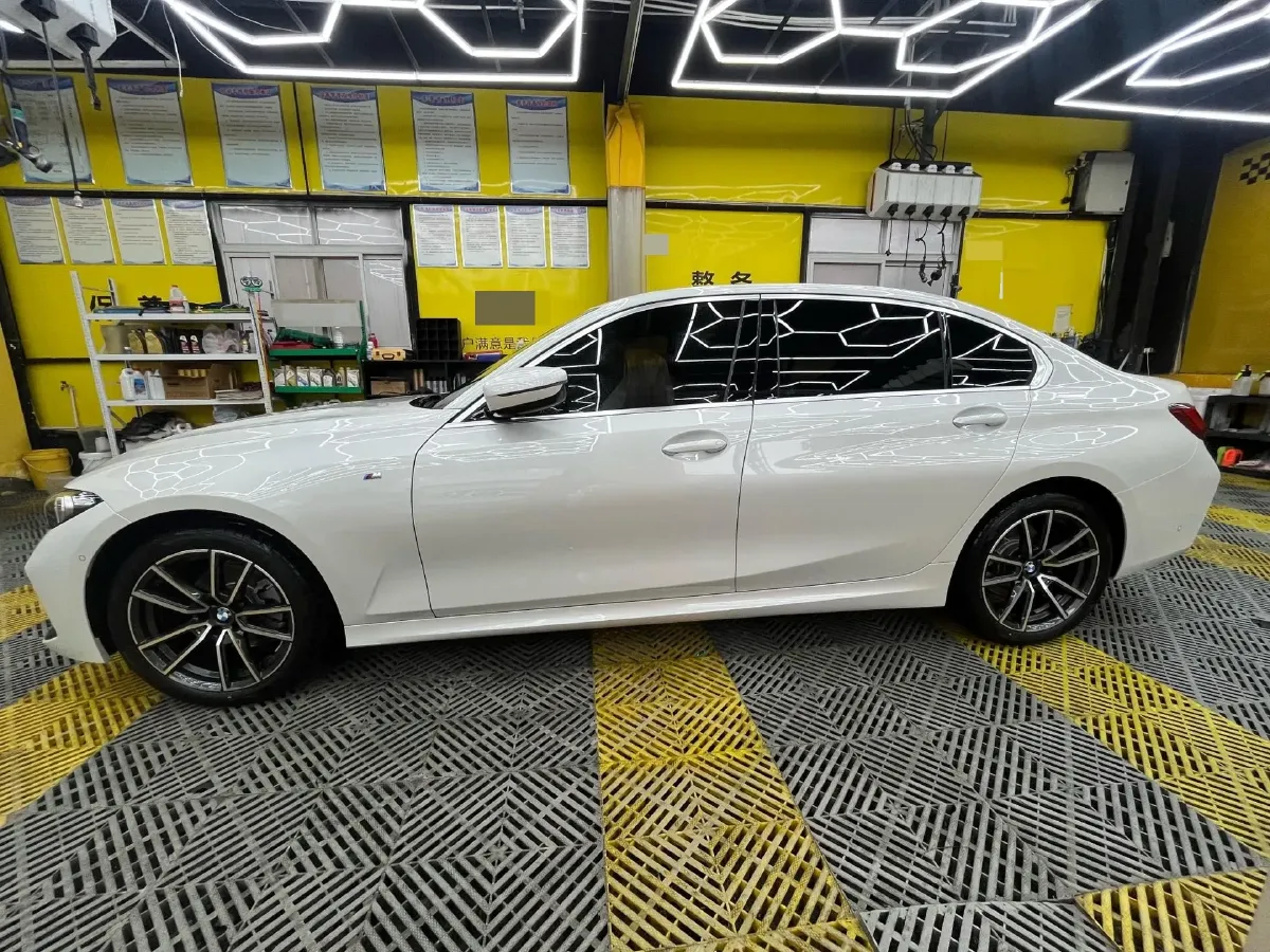 2025 BMW 3 Series 2.0T 184HP L4 8AT,autocango,china used car exporter,china ev exporter,chinese used car exporter,chinese used ev exporter