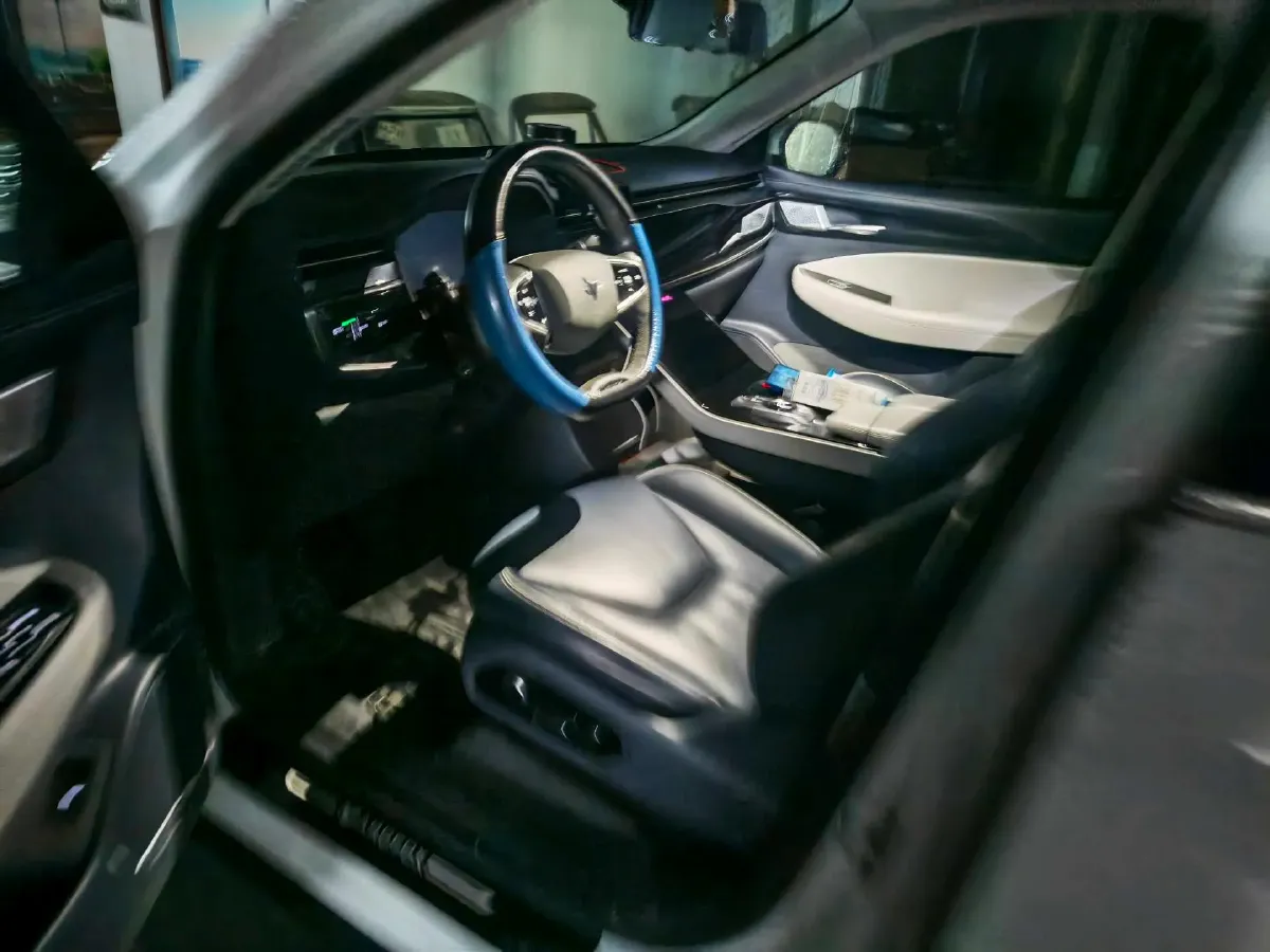 2021 ARCFOX αT BEV 94.5KWH,autocango,china used car exporter,china ev exporter,chinese used car exporter,chinese used ev exporter