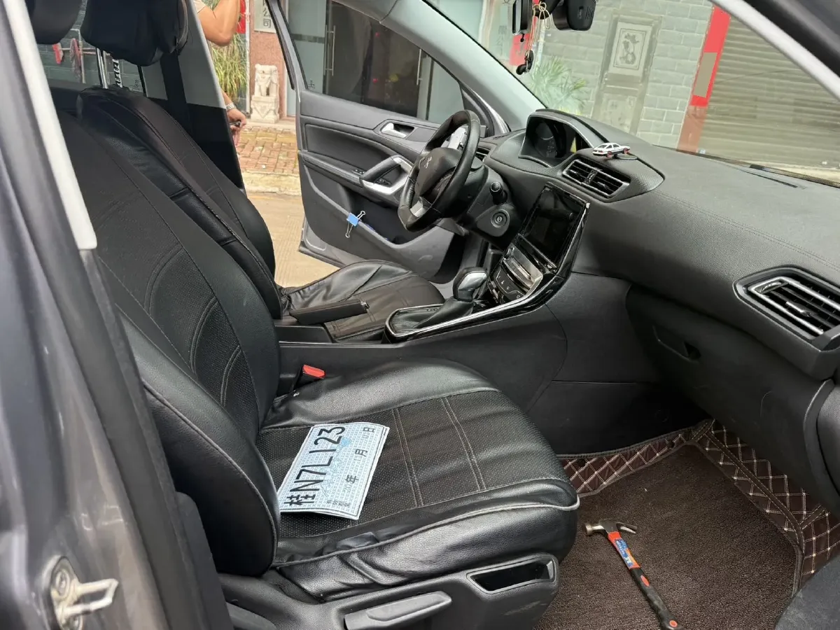 2018 Peugeot 308 1.6L 117HP L4 6AT,autocango,china used car exporter,china ev exporter,chinese used car exporter,chinese used ev exporter