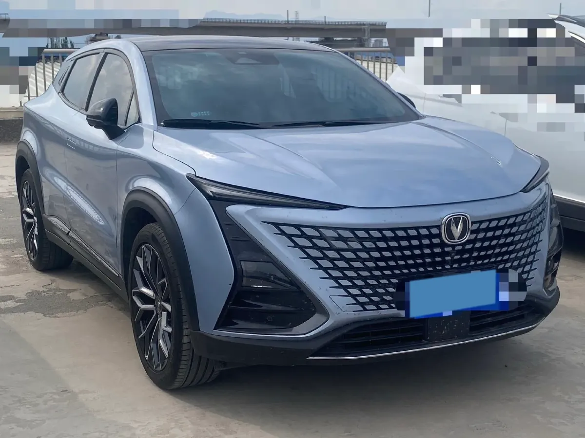 2022 ChangAn UNI-T 1.5T 188HP L4 7DCT,autocango,china used car exporter,china ev exporter,chinese used car exporter,chinese used ev exporter