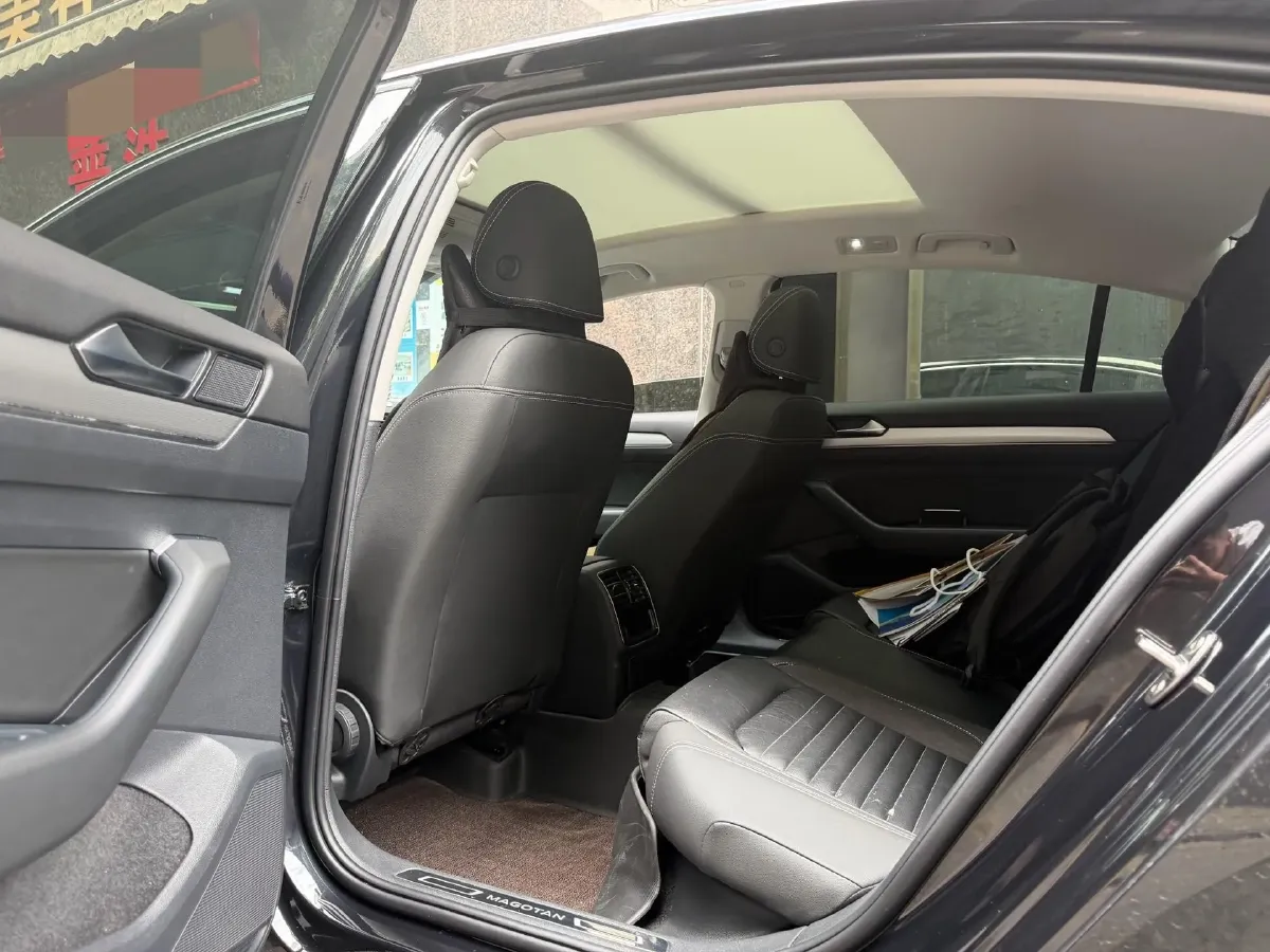 2020 Volkswagen Magotan 1.4T 150HP L4 7DCT,autocango,china used car exporter,china ev exporter,chinese used car exporter,chinese used ev exporter
