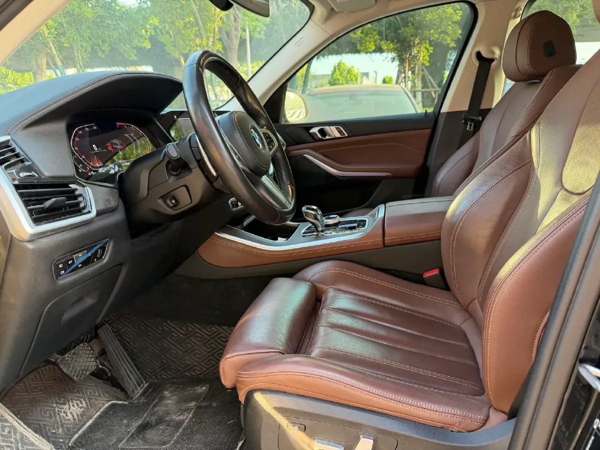 2021 BMW X5 2.0T 265HP L4 8AT,autocango,china used car exporter,china ev exporter,chinese used car exporter,chinese used ev exporter