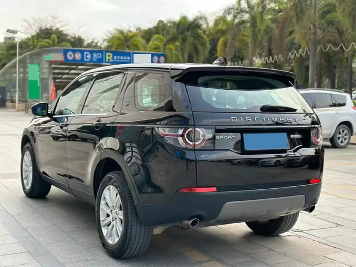 2018 Land Rover Discovery Sport 2.0T 241HP L4 9AT,autocango,china used car exporter,china ev exporter,chinese used car exporter,chinese used ev exporter