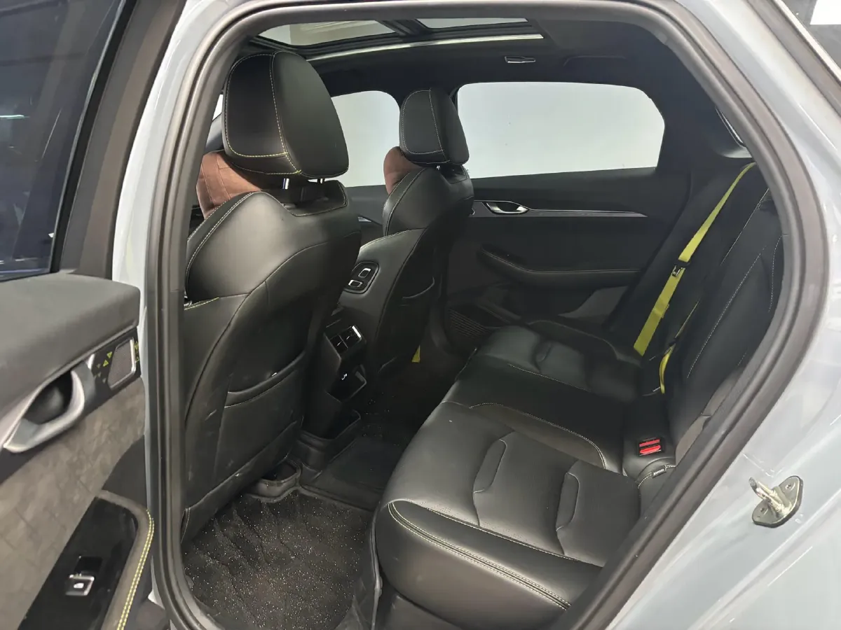 2023 Geely Preface 2.0T 190HP L4 7DCT,autocango,china used car exporter,china ev exporter,chinese used car exporter,chinese used ev exporter