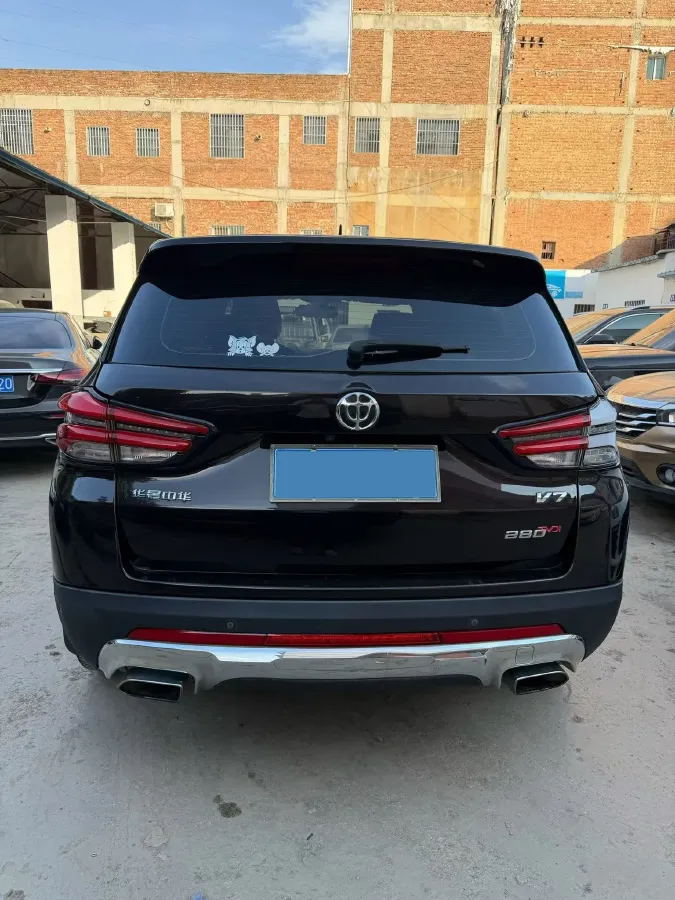 2018 Brilliance Auto V7 1.6T 204HP L4 6MT,autocango,china used car exporter,china ev exporter,chinese used car exporter,chinese used ev exporter