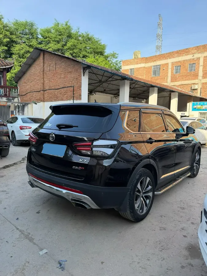 2018 Brilliance Auto V7 1.6T 204HP L4 6MT,autocango,china used car exporter,china ev exporter,chinese used car exporter,chinese used ev exporter