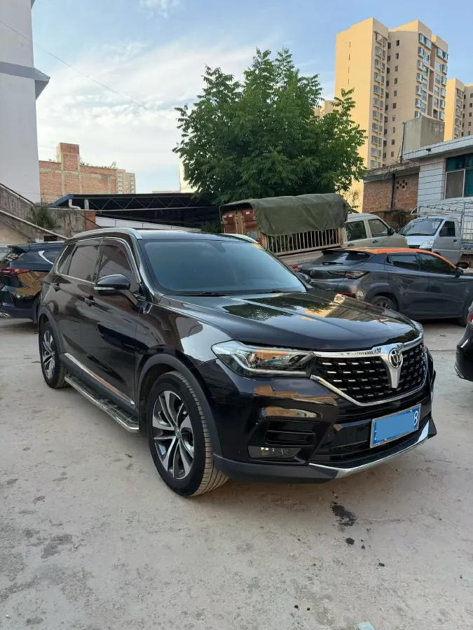2018 Brilliance Auto V7 1.6T 204HP L4 6MT,autocango,china used car exporter,china ev exporter,chinese used car exporter,chinese used ev exporter