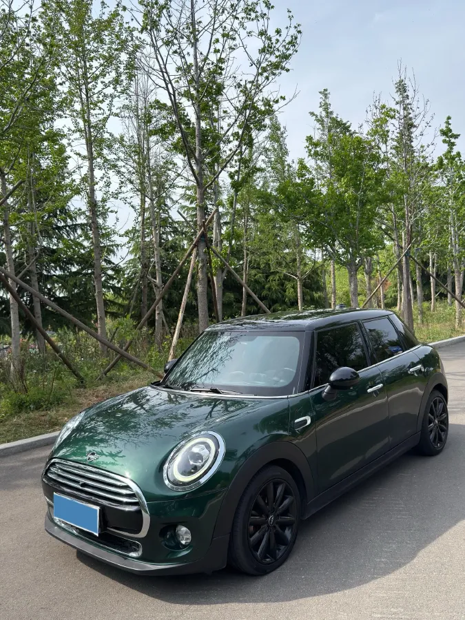 2018 MINI MINI 1.5T 136HP L3 6AT,autocango,china used car exporter,china ev exporter,chinese used car exporter,chinese used ev exporter