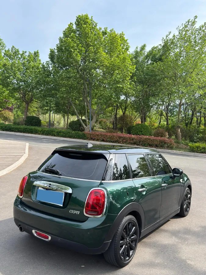 2018 MINI MINI 1.5T 136HP L3 6AT,autocango,china used car exporter,china ev exporter,chinese used car exporter,chinese used ev exporter