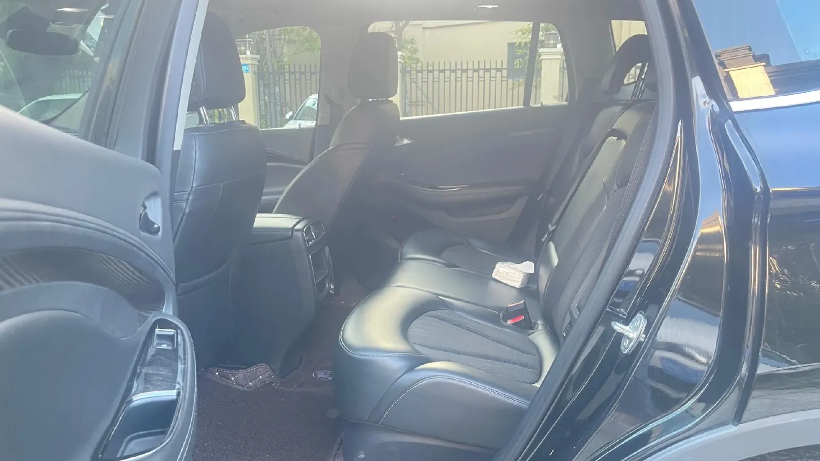 2020 Buick EnvisionPlus 1.5T 169HP L4 7DCT,autocango,china used car exporter,china ev exporter,chinese used car exporter,chinese used ev exporter
