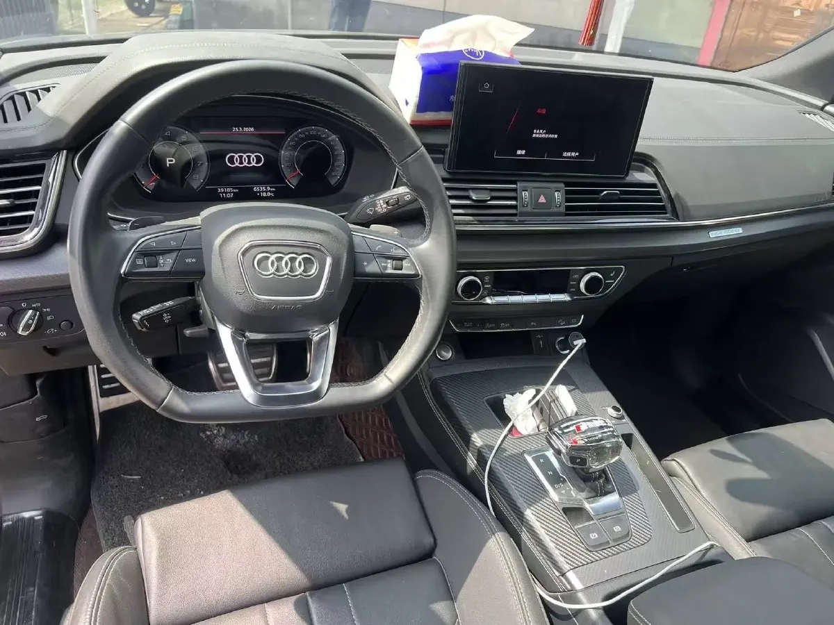 2023 Audi Q5L 2.0T 190HP L4 7DCT,autocango,china used car exporter,china ev exporter,chinese used car exporter,chinese used ev exporter