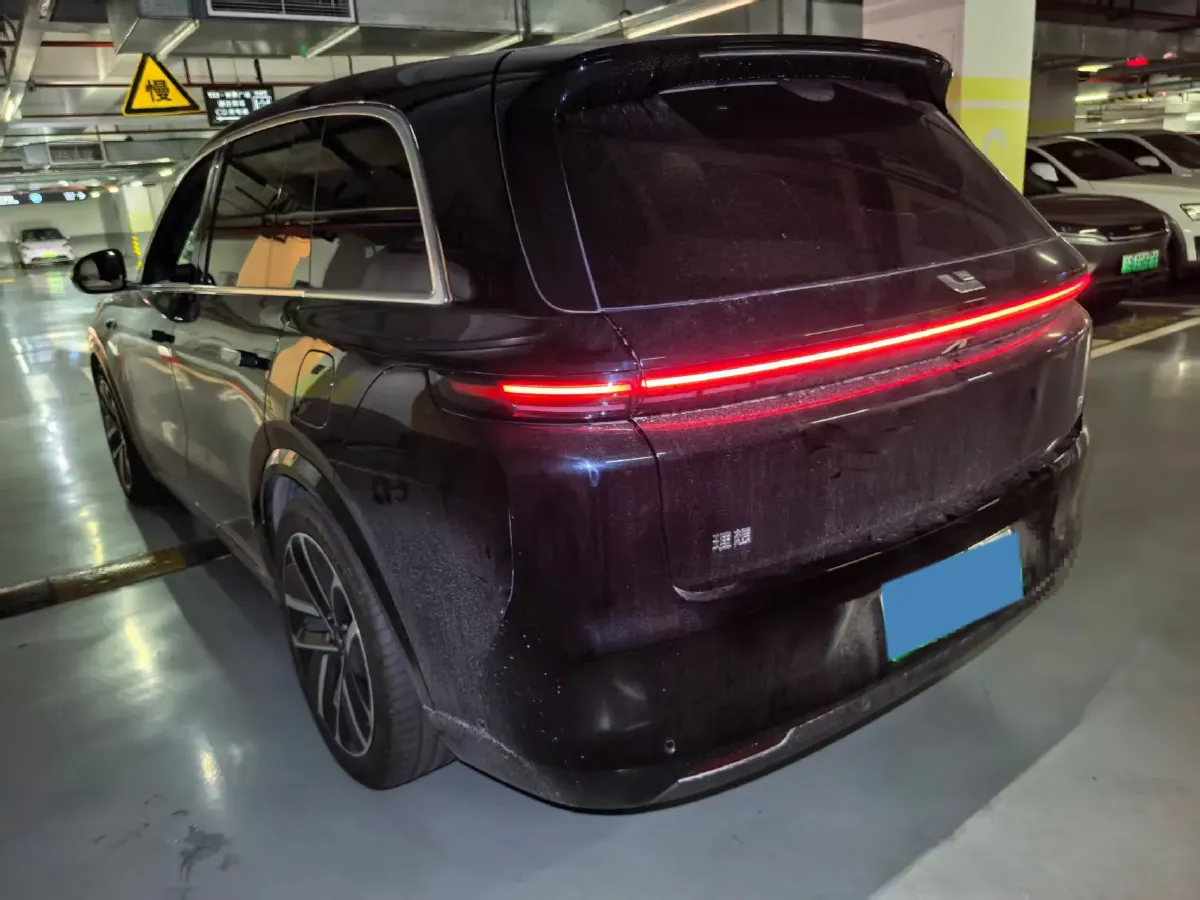 2025 Li L8 Range Extended 154HP REEV,autocango,china used car exporter,china ev exporter,chinese used car exporter,chinese used ev exporter
