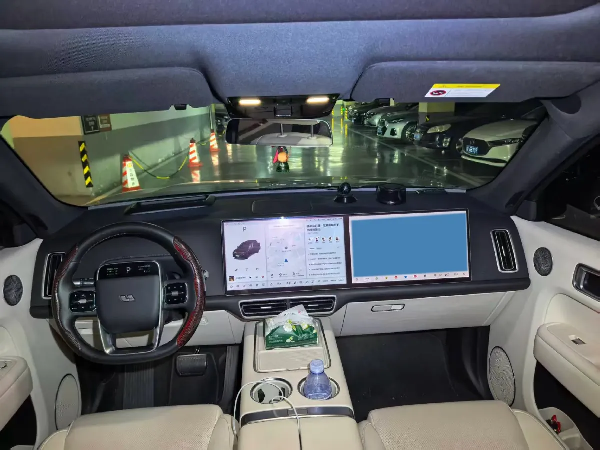 2025 Li L8 Range Extended 154HP REEV,autocango,china used car exporter,china ev exporter,chinese used car exporter,chinese used ev exporter