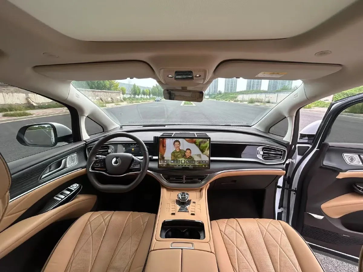 2022 Mercedes-Benz GLC Class 2.0T 197HP L4 9AT,autocango,china used car exporter,china ev exporter,chinese used car exporter,chinese used ev exporter
