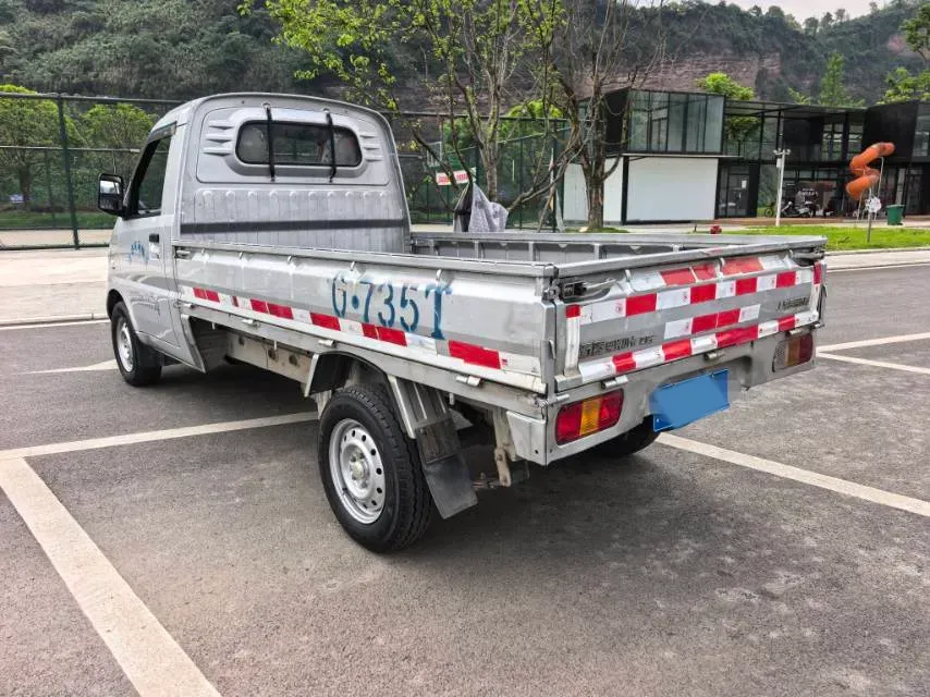 2021 WuLing RongGuang Mini Truck 1.5L 99HP L4 5MT,autocango,china used car exporter,china ev exporter,chinese used car exporter,chinese used ev exporter