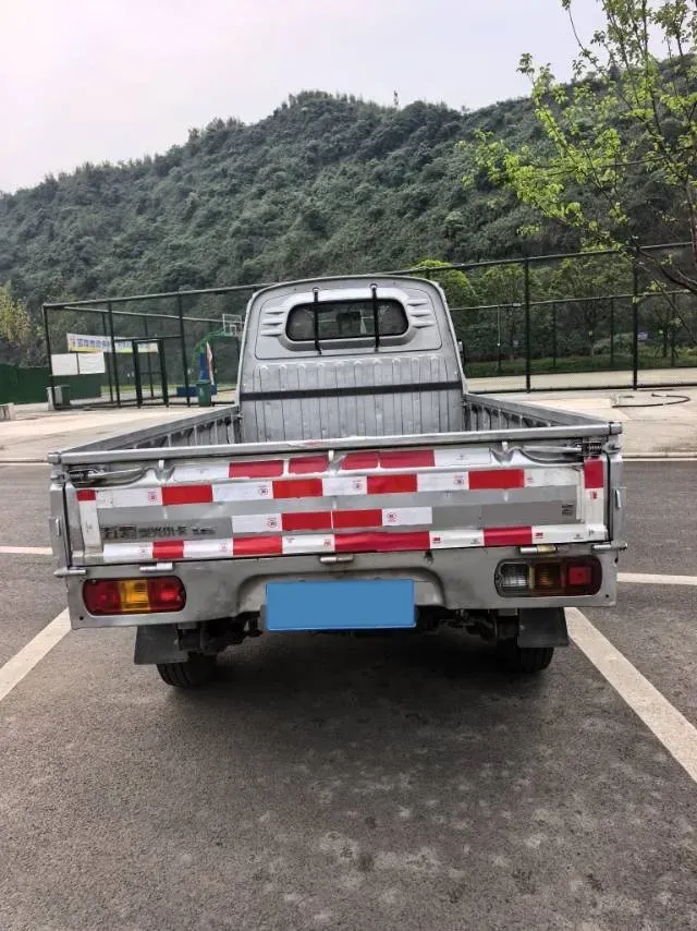 2021 WuLing RongGuang Mini Truck 1.5L 99HP L4 5MT,autocango,china used car exporter,china ev exporter,chinese used car exporter,chinese used ev exporter