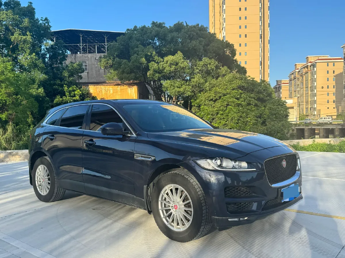 2020 Jaguar F-PACE 2.0T 250HP L4 8AT,autocango,china used car exporter,china ev exporter,chinese used car exporter,chinese used ev exporter