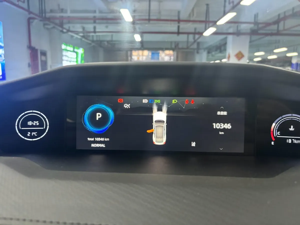 2023 ChangAn UNI-V 1.5T 188HP L4 7DCT,autocango,china used car exporter,china ev exporter,chinese used car exporter,chinese used ev exporter