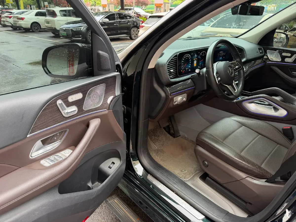 2022 Mercedes-Benz GLE Class 2.0T 258HP L4 9AT,autocango,china used car exporter,china ev exporter,chinese used car exporter,chinese used ev exporter