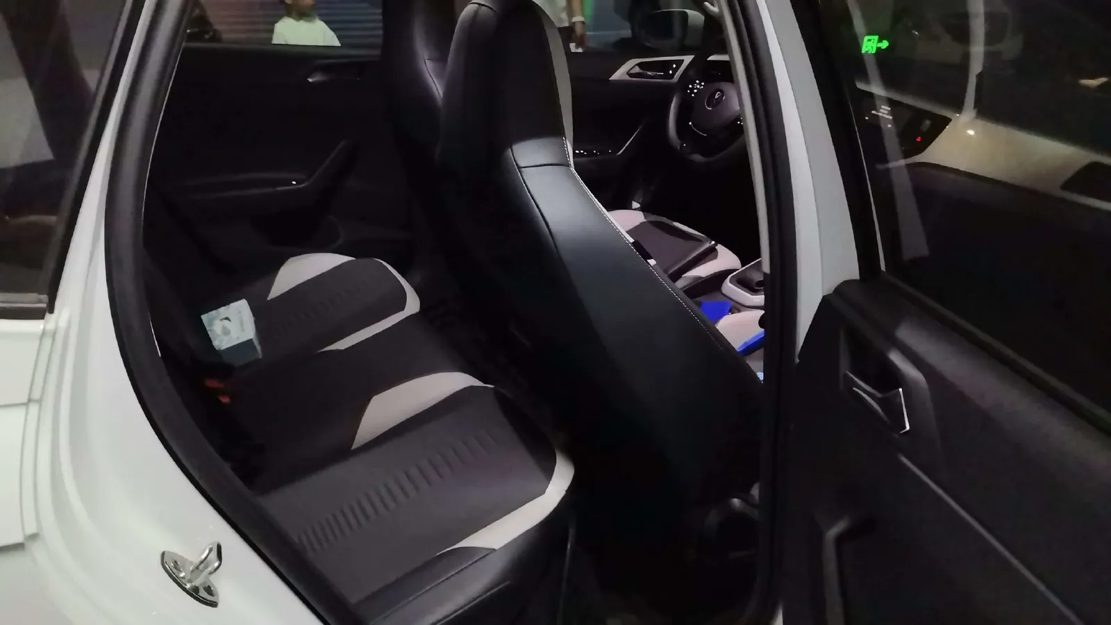 2023 Volkswagen Polo 1.5L 110HP L4 6AT,autocango,china used car exporter,china ev exporter,chinese used car exporter,chinese used ev exporter